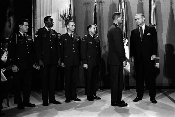 djohnsonceremony01 djohnsonceremony01